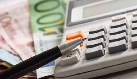 Te ardhurat per fryme u ulen me 323 euro: Ja sa humbi ekonomia nga Covid